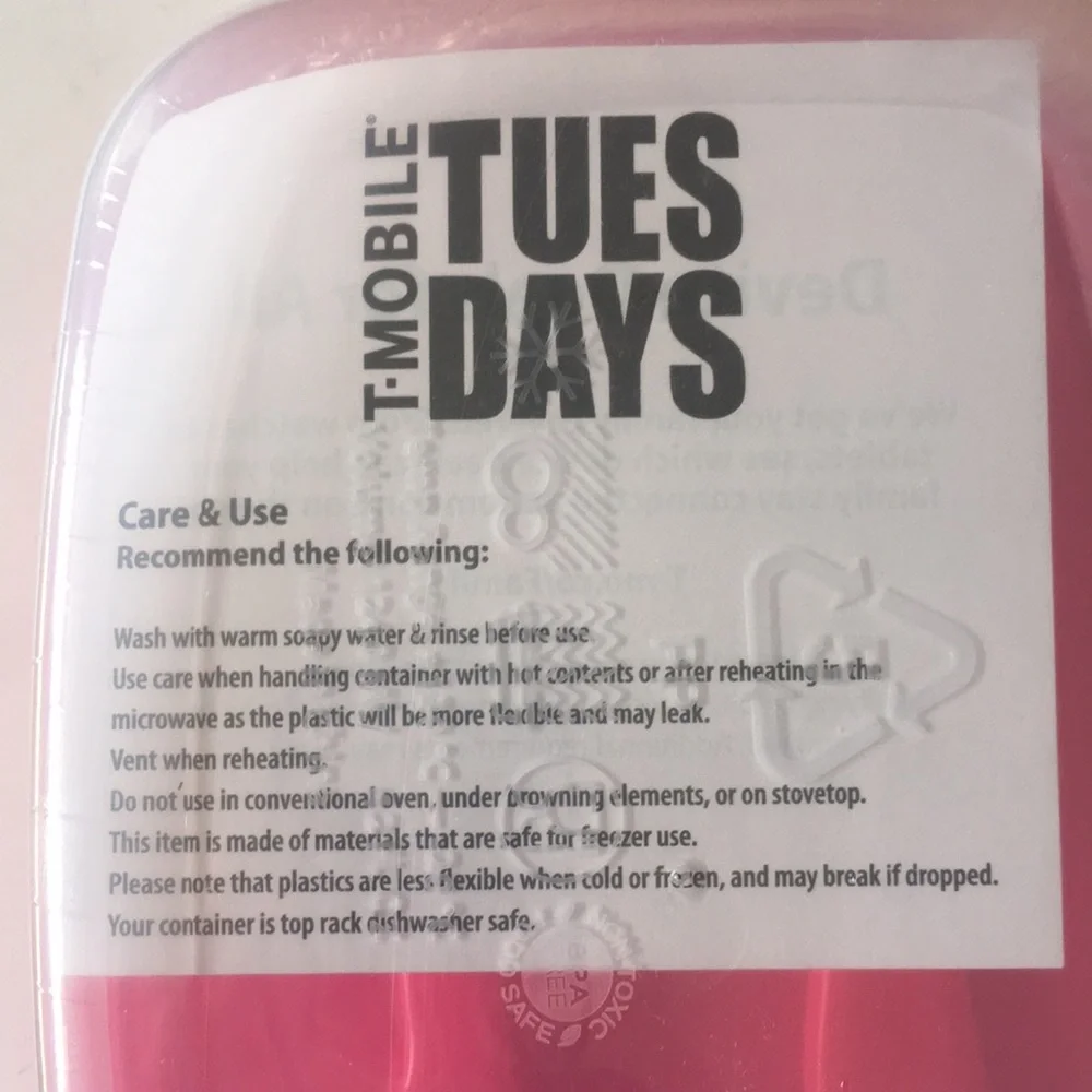 🐷 T-Mobile lunchbox container
